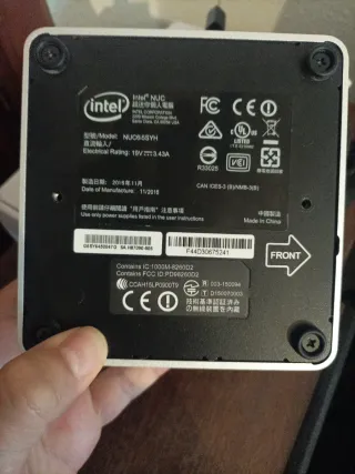 Mini PC NUC6i5SYH + Pantalla 7 AMTYSA