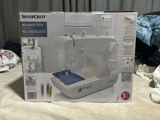 Máquina de coser SilverCrest 33 puntadas