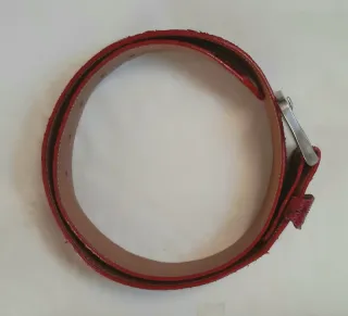 Cintura in pelle rossa pitone