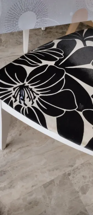 Sillas de haya comedor blancas y negras