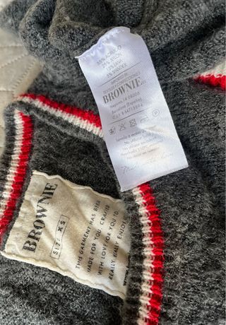 Jersey Brownie gris con rayas