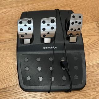 Volante Logitech G29 prácticamente nuevo