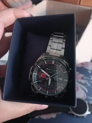 Reloj Casio Edifice Acero Inoxidable rojo