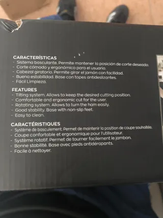 Soporte Jamonero 3 Claveles Basculante INOX