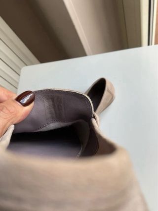 Mocassini donna camoscio HOSIS con catena