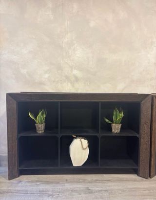 2 Consolas de madera reciclada y metal.