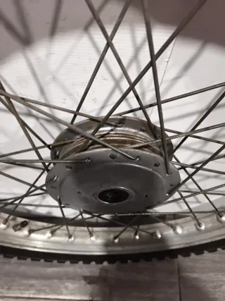 Rueda Del. Montesa Cota 247