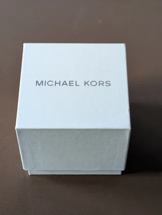 Reloj Michael Kors MK8952 NUEVO con caja