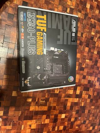 Placa Base ASUS TUF Gaming B550-PLUS