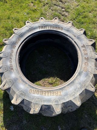 Rueda Tractor Trelleborg 380/70 R28 TM700