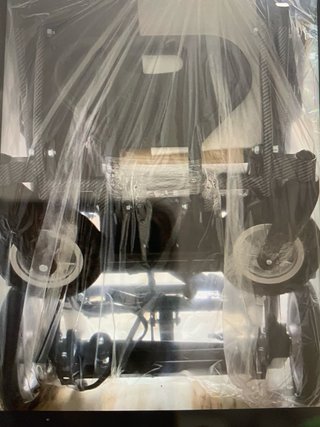 Silla de ruedas eléctrica ligera