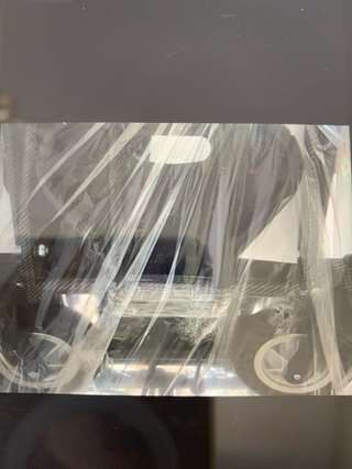 Silla de ruedas eléctrica ligera