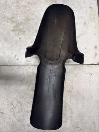 Guardabarros Daelim Roadwin 125 Negro