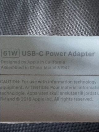 Caricatore Apple USB-C 61W MacBook Pro Air