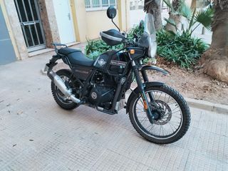 Royal Enfield Himalayan 411 Negra