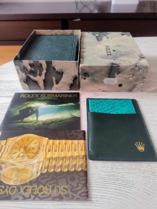 Caja Rolex Submariner 16610 y documentación