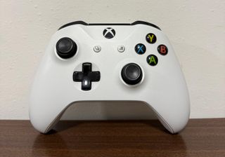 Xbox One S Microsoft Console 500 GB Completa