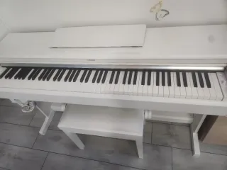Pianoforte Yamaha YDP-165 Bianco