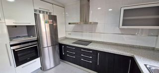 Casa adosada en alquiler en Hermanos Falcó - Sepulcro Bolera en Albacete