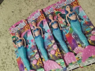 Lote juguetes 4 Muñecas Sirenita