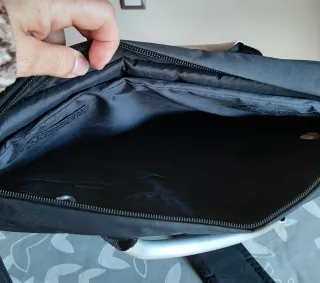 Maletín VAGG negro para ordenador.