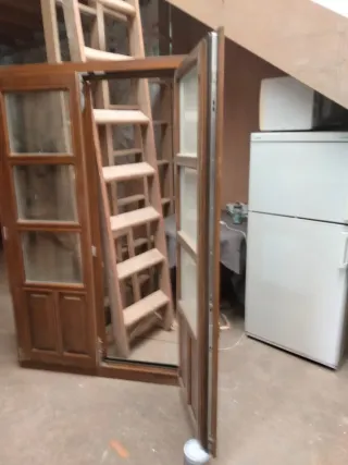 Balconera de madera con cristales