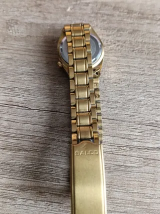 Reloj Salco Dorado y Negro