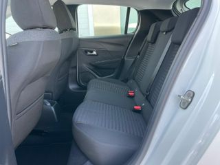 Peugeot 208 BlueHDi 100 cv. -Accidentado- 8.500€