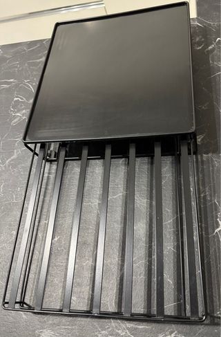 Porta capsule in metallo nero 31 x 29 cm