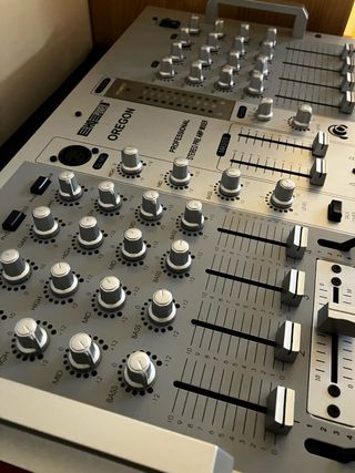 Mesa de Mezclas HQ Power Oregon Promix902