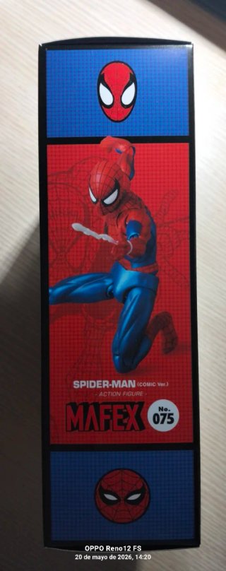 MAFEX N075 Spider-Man. Version comic