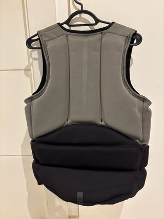 Gilet d'impatto per wing e wakeboard taglia L