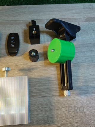 Nivel Láser de Líneas Cruzadas con Trípode