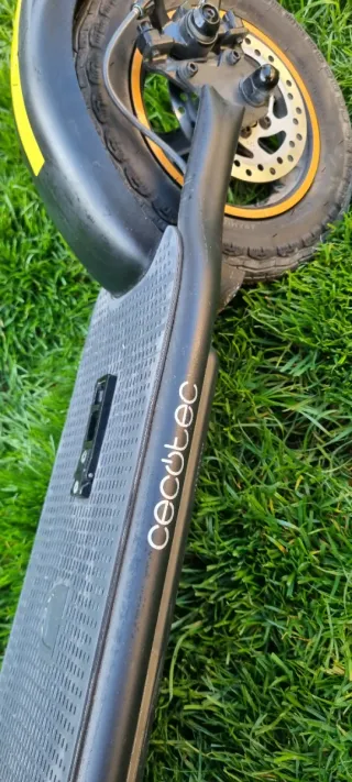 Patinete Cecotec Bongo D30