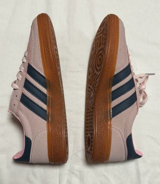 Adidas Spezial rosas y gris oscuro