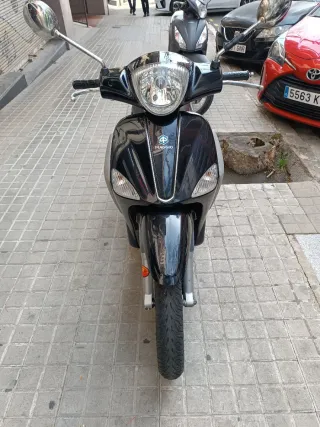 Piaggio Liberty 125 Negra