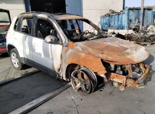 1809108 volkswagen piloto trasero izquierdo tiguan