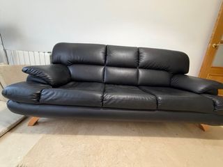 Sofá 3 plazas negro piel cómodo