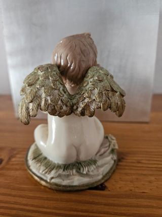Figura angelito porcelana