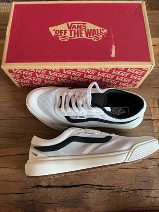 Vans Ultrarange 2.0 Zapatillas Blancas y Negras
