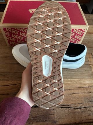 Vans Ultrarange 2.0 Zapatillas Blancas y Negras