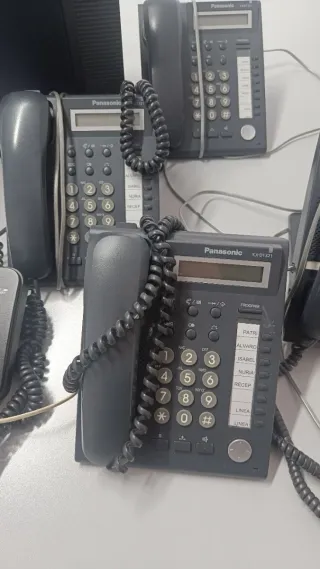 Centralita y Teléfonos Panasonic