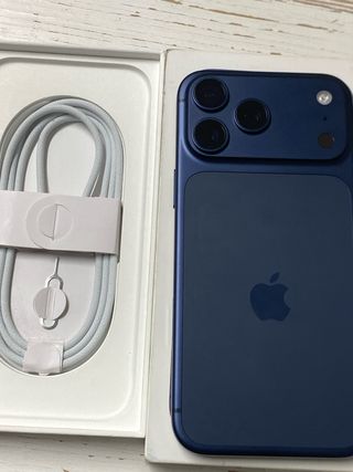 iPhone 17 Pro Max Azul 1TB eSIM