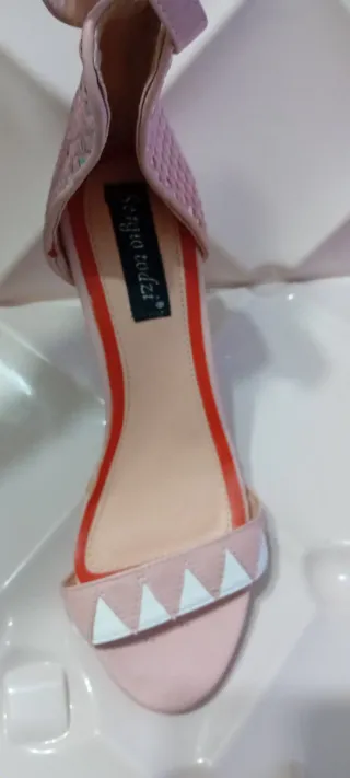 Sandali con tacco rosa e bianchi