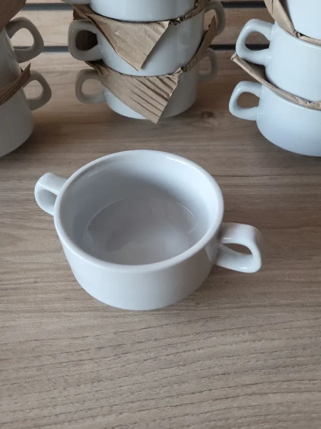 Conjunto de 11 Xícaras de Sopa de Porcelana Branca