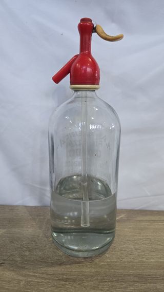 Sifón de vidrio con dispensador rojo - buen estado