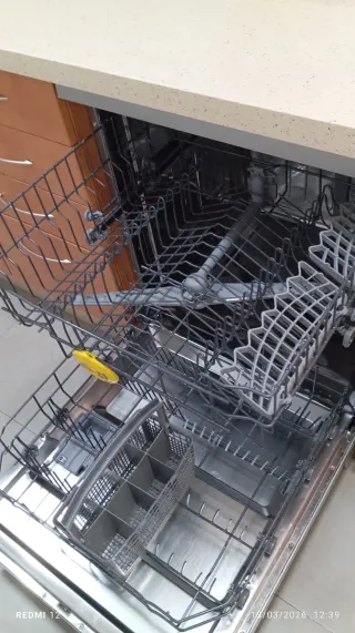 Muebles de cocina, electrodomésticos y despensa