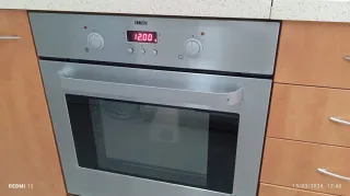 Muebles de cocina, electrodomésticos y despensa