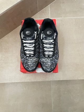 Nike Air Max Plus Negro Multicolor