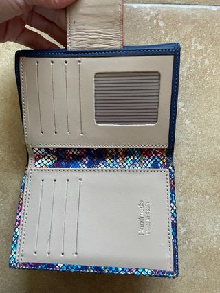 Monedero artesanal multicolor